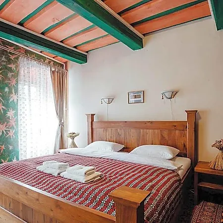 Barcadam Hotel
